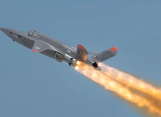 ABD Hava Kuvvetleri XQ-58A Valkyrie insansız savaş uçağı test uçuşu