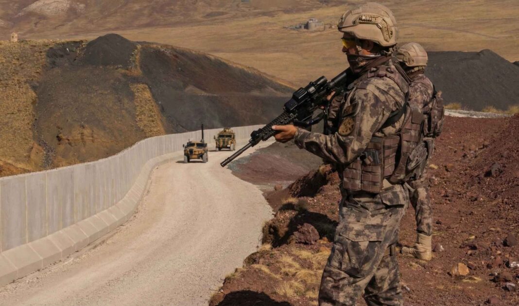 İran-Turkey-Sınırı