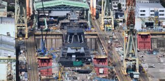 Japonya’nın Aegis füze savunma gemisine dev radar direği