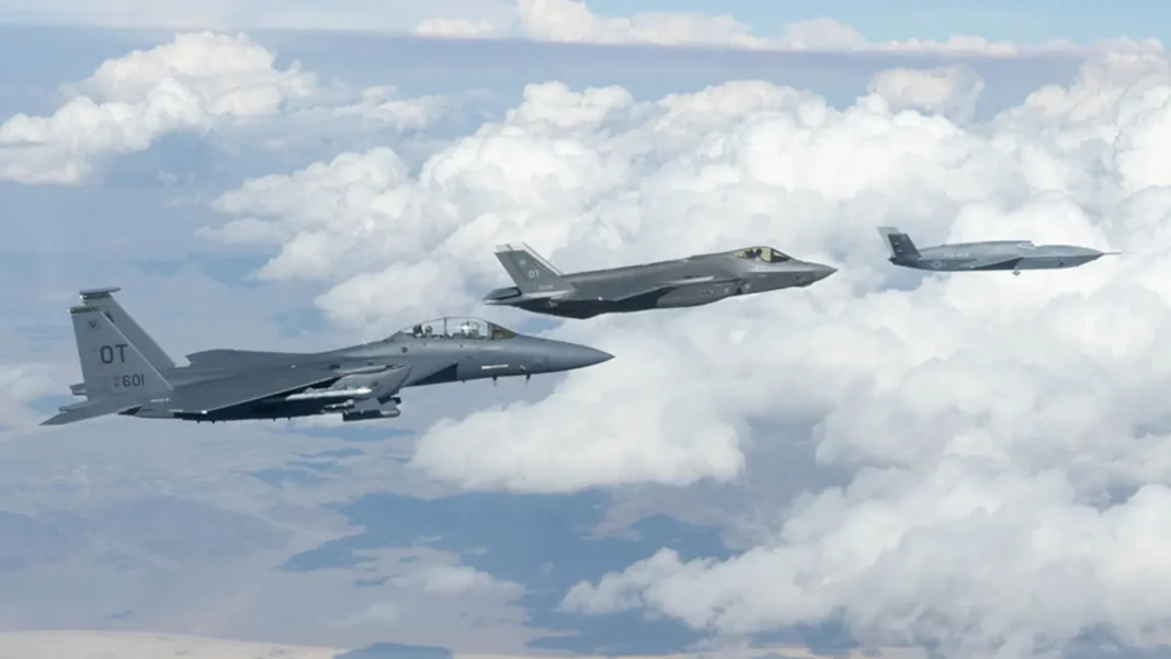 fq-42-f-35a-f-15e-formation